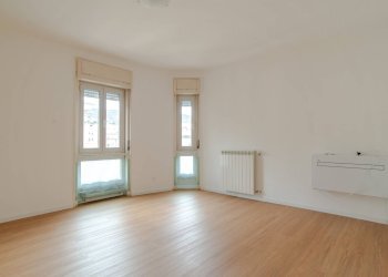 Foto 3 - Bilocale Via Milano
 
17, Trieste - foto 3