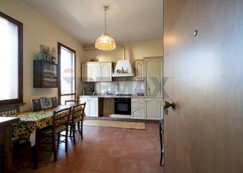 Cucina - Bilocale piazza tarquinio luppi
 
4, Sala Baganza - foto 3