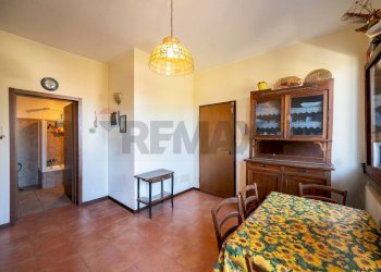 Sala da pranzo - Bilocale piazza tarquinio luppi
 
4, Sala Baganza - foto 2