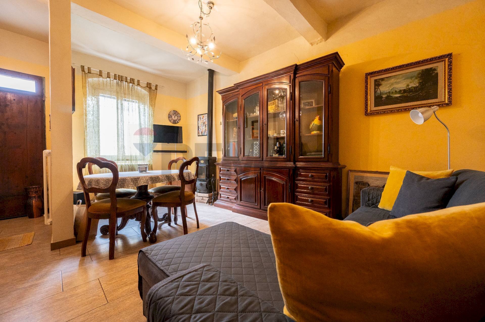 Sala da pranzo - Semi-detached house Strada Martiri della Libertà
 
228, Sorbolo Mezzani - photo 1