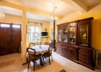 Sala da pranzo - Semi-detached house Strada Martiri della Libertà
228, Sorbolo Mezzani - photo 7