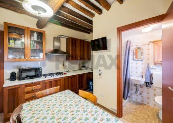 Cucina - Semi-detached house Strada Martiri della Libertà
228, Sorbolo Mezzani - photo 12