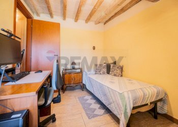 Camera / camera da letto - Semi-detached house Strada Martiri della Libertà
228, Sorbolo Mezzani - photo 23