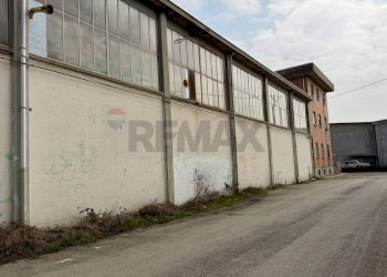 Edificio all\'aperto - Shed Via Monte Sporno
 
18, Parma - photo 3