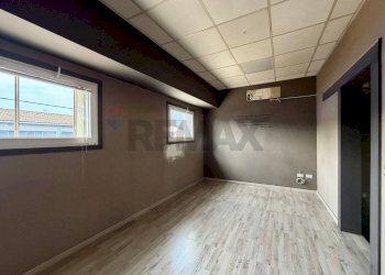 Stanza vuota - Shed Via Monte Sporno
 
18, Parma - photo 10