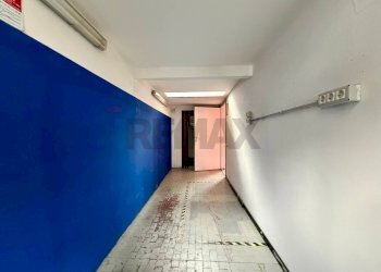 Hall / corridoio - Shed Via Monte Sporno
 
18, Parma - photo 16