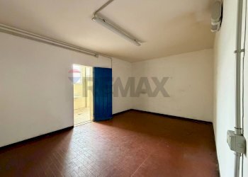 Stanza vuota - Shed Via Monte Sporno
 
18, Parma - photo 20