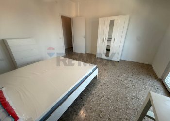 Camera / camera da letto - Three-room apartment via Capelluti
 
17, Parma - photo 9