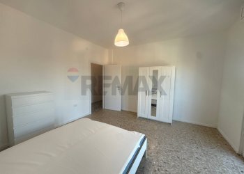 Camera / camera da letto - Three-room apartment via Capelluti
 
17, Parma - photo 10