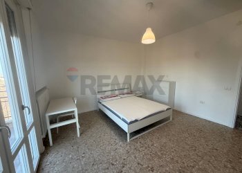 Camera / camera da letto - Three-room apartment via Capelluti
 
17, Parma - photo 11