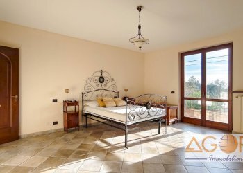 Foto 15 - Villa Carezzano - foto 15