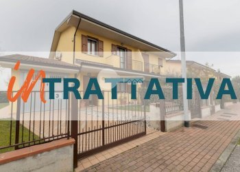 Foto 1 - Casa semi indipendente Via G. Villeneuve
 
5, Castel Mella - foto 1