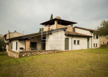 Foto 39 - Villa via Croce Bianca
 
63, Cavriana - photo 39