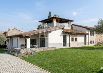 Foto 1 - Villa via Croce Bianca
 
63, Cavriana - photo 1