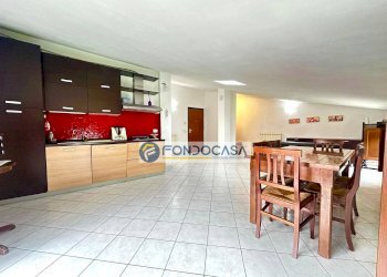 cucina - Bilocale Via Lago, Montignoso - foto 1