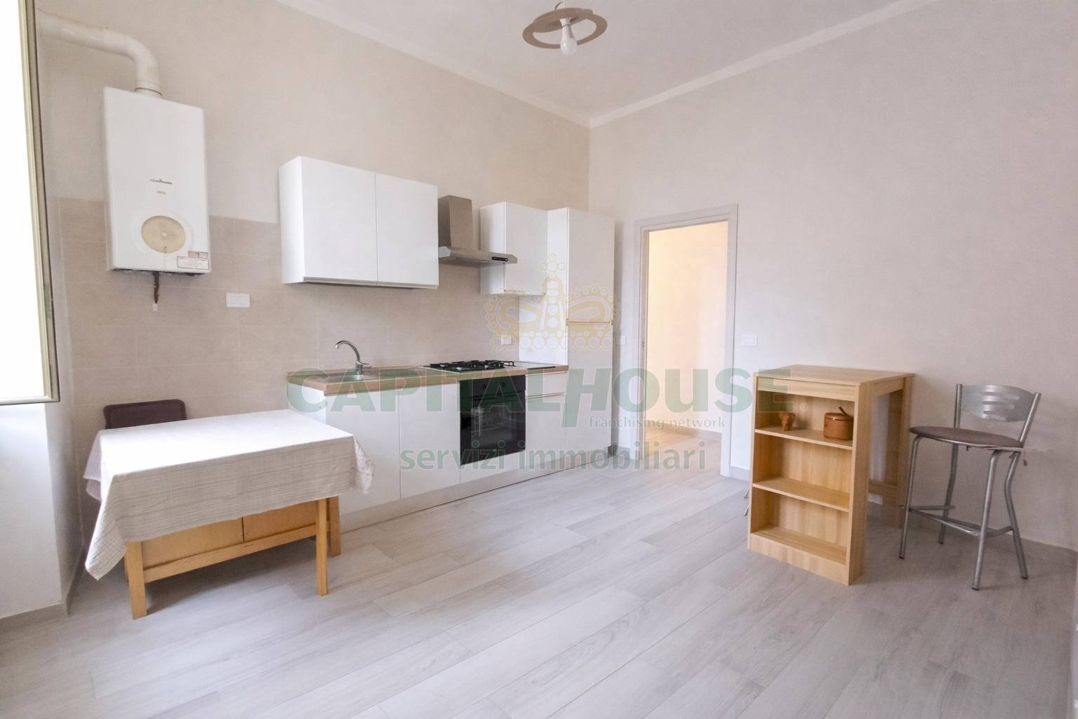 Foto 2 - Three-room apartment VIA SANTA MARIA FERRARA, Capua - photo 2