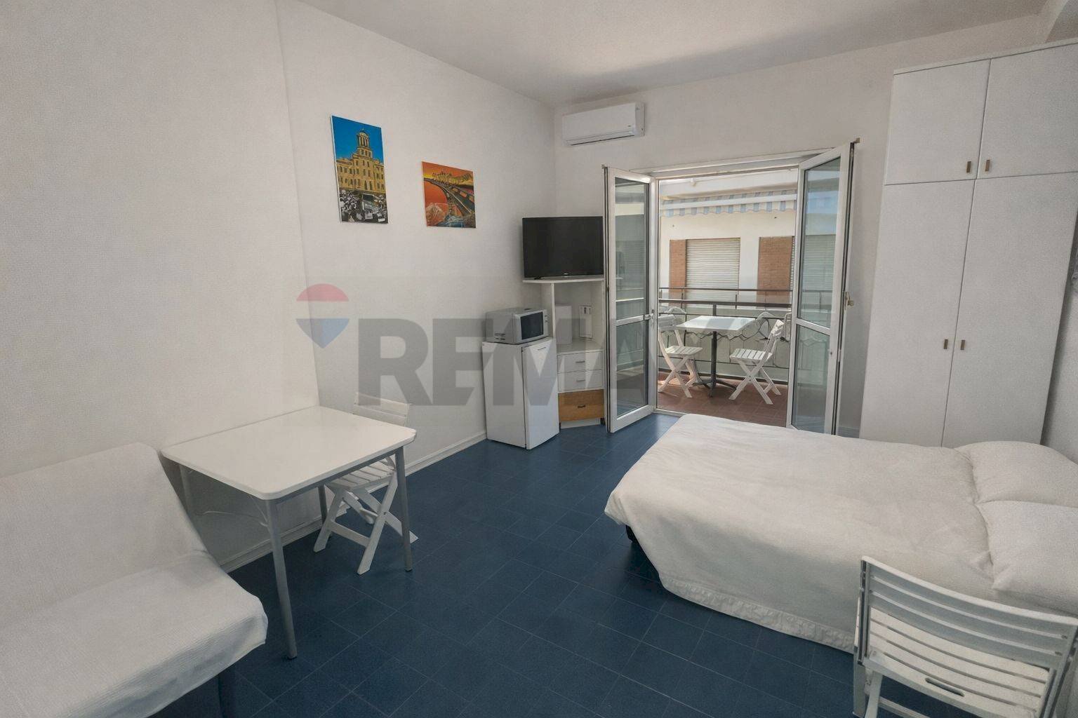 Camera / camera da letto - One-room apartment Via Messina, Gaeta - photo 1
