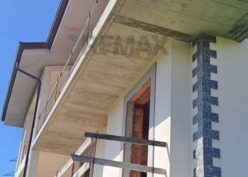 Edificio all\'aperto - Villa Minturno - foto 11