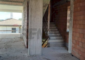 Scale - Villa Minturno - foto 39