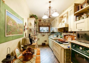 Cucina - Three-room apartment Via Del Fosso Dell'acqua Mariana
 
117, Roma - photo 2