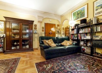Soggiorno - Three-room apartment Via Del Fosso Dell'acqua Mariana
 
117, Roma - photo 8