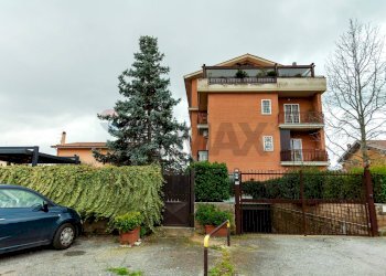 Casa all\'aperto - Three-room apartment Via Del Fosso Dell'acqua Mariana
 
117, Roma - photo 30