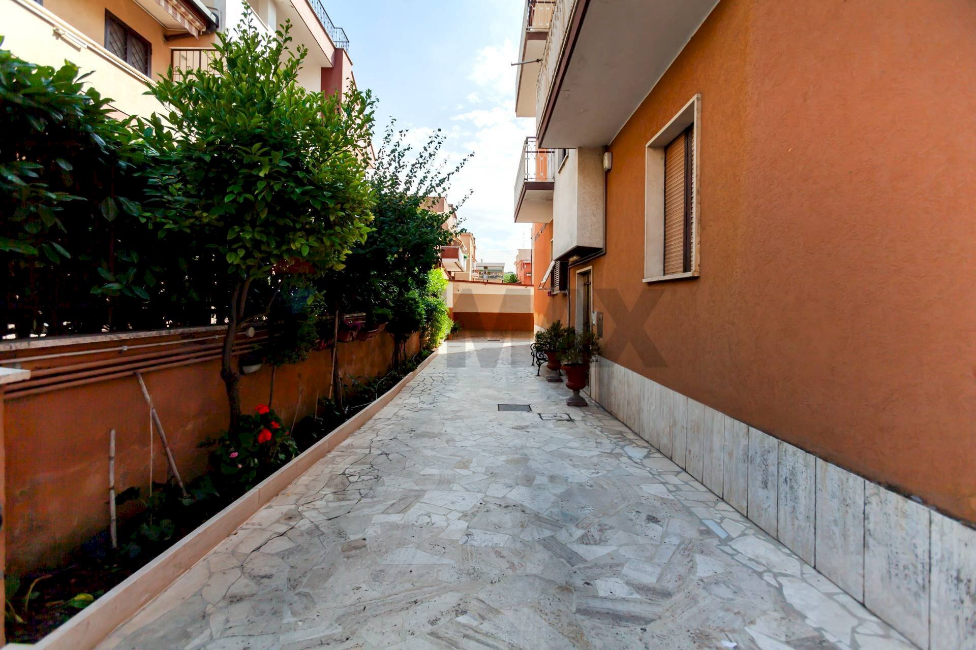 Non correlato - Four-room apartment Via Serravalle Di Chienti
 
22, Roma - photo 2