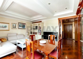 Sala da pranzo - Four-room apartment Via Serravalle Di Chienti
 
22, Roma - photo 5