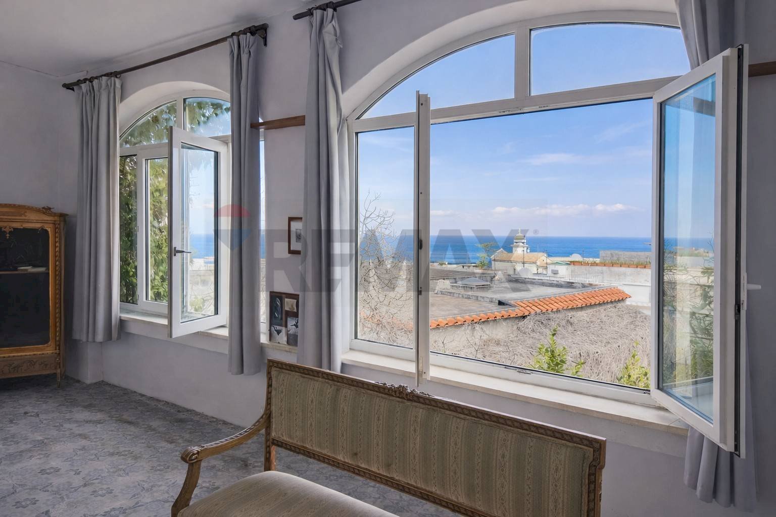 Camera / camera da letto - Villa corso vittorio emanuele
 
8, Casamicciola Terme - photo 1