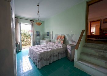 Camera / camera da letto - Villa corso vittorio emanuele
 
8, Casamicciola Terme - photo 17
