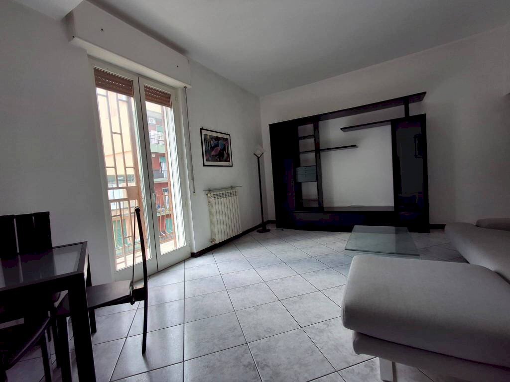 Salone - Two-room apartment Taranto - photo 2