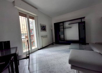 Salone - Two-room apartment Taranto - photo 2