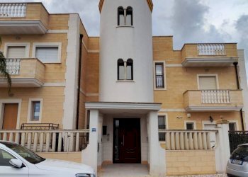 Facciata - Quadrilocale Lizzano - foto 1