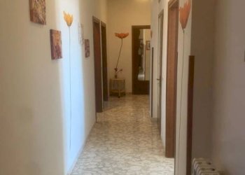 Corridoio - Quadrilocale Taranto - foto 1