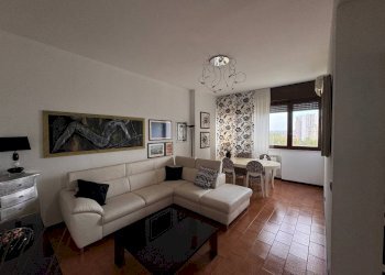 Salone - Four-room apartment via Ancona, Taranto - photo 5