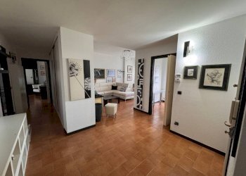 Salone - Four-room apartment via Ancona, Taranto - photo 11