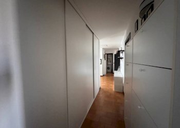 Corridoio - Four-room apartment via Ancona, Taranto - photo 19