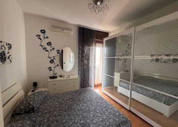 Camera da letto - Four-room apartment via Ancona, Taranto - photo 23