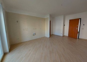 Cucina - Two-room apartment viale della Liberazione, Taranto - photo 5