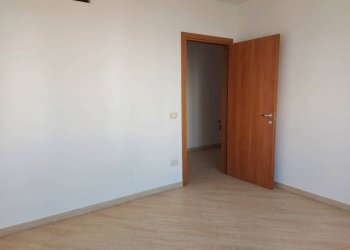 Camera da letto - Two-room apartment viale della Liberazione, Taranto - photo 9