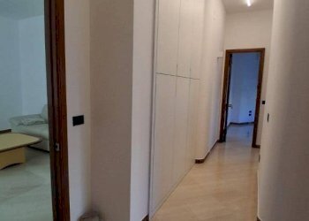 Corridoio - Four-room apartment viale Virgilio, 146, Taranto - photo 10