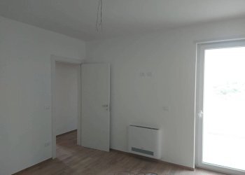 Camera da letto - Three-room apartment viale della Liberazione, 88, Taranto - photo 11