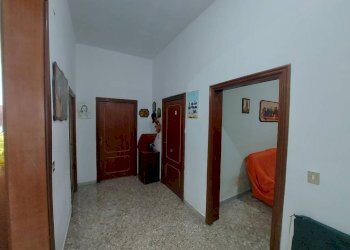 Disimpegno - Villa viale Unità d'Italia, Pulsano - foto 8