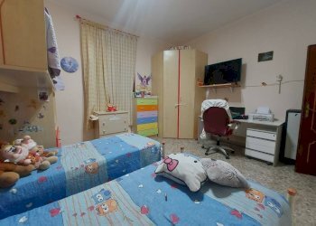 Camera da letto - Villa viale Unità d'Italia, Pulsano - foto 13