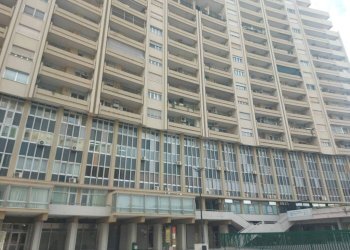 Facciata - Ufficio piazzale Bestat, Taranto - foto 15