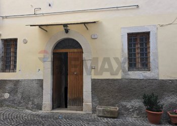 Edificio all\'aperto - Casa indipendente Discesa Amorosi
 
7, Pettorano sul Gizio - foto 2