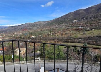 Vista delle montagne - Casa indipendente Discesa Amorosi
 
7, Pettorano sul Gizio - foto 18