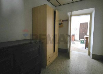 Hall / corridoio - Casa indipendente Discesa Amorosi
 
7, Pettorano sul Gizio - foto 21