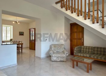 Soggiorno - Casa indipendente Corso 25 Archi
 
41, Montaquila - foto 11