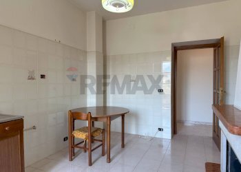 Sala da pranzo - Casa indipendente Corso 25 Archi
 
41, Montaquila - foto 64